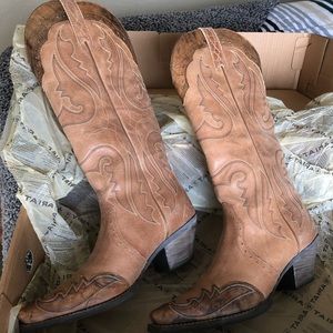 Ariat Heritage Western X Toe Wingtip Boots